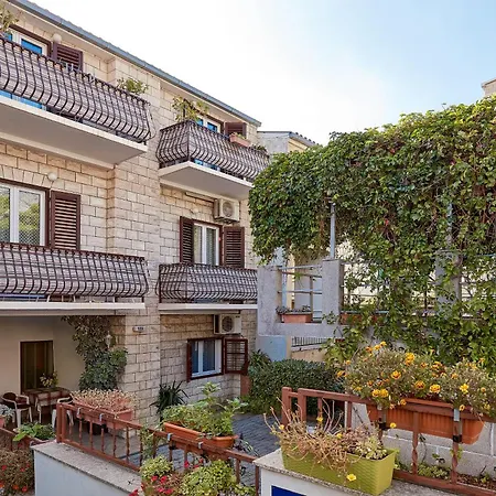 Ljubica Appartement Makarska