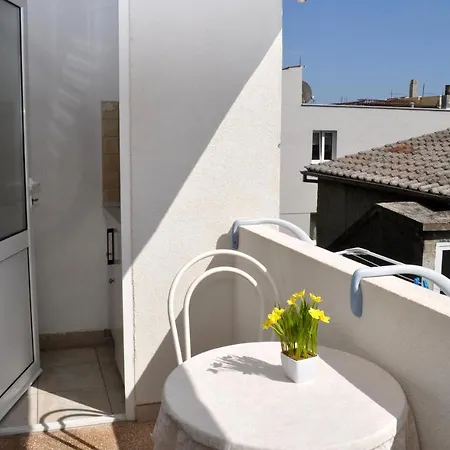 Ljubica Апартаменты Макарска